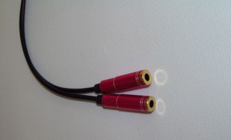 Y-образный разветвитель для наушников Dual Splitter for 2 listeners Pink